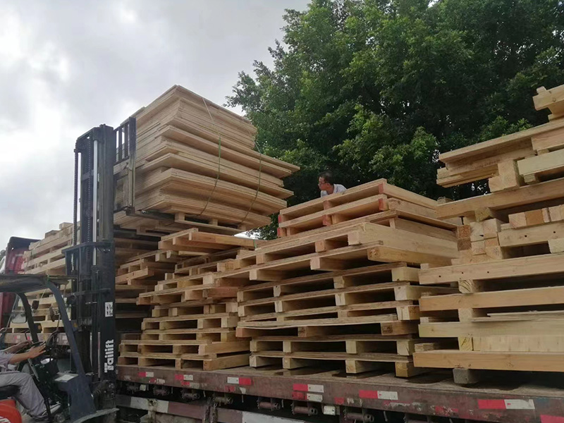 國内(nèi)普通木箱裝(zhuang)車現場