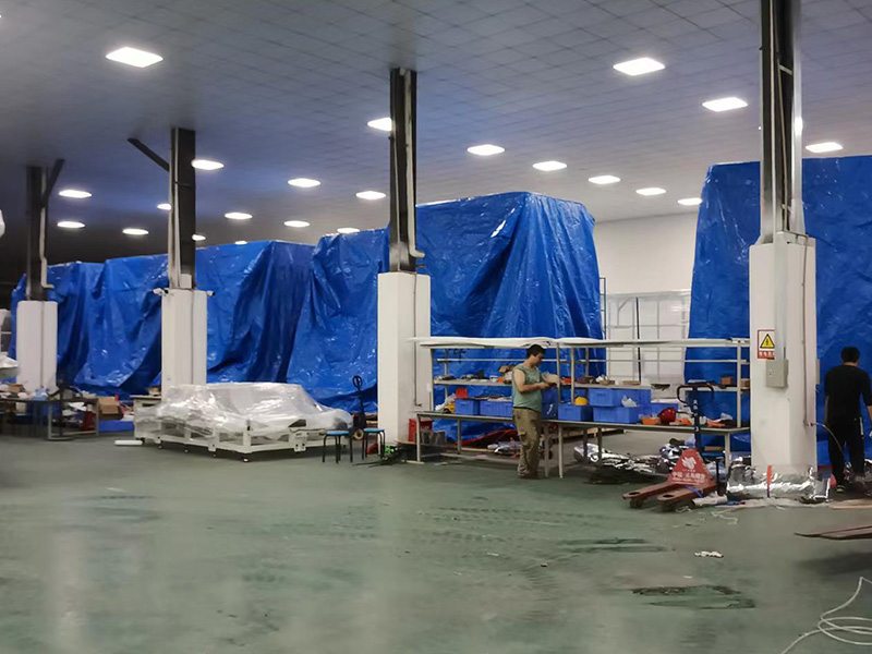 重(zhong)型加固木箱(xiang)