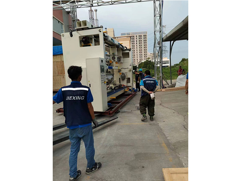 東莞(wǎn)某公司(si)搬遷打(da)包現場(chang)